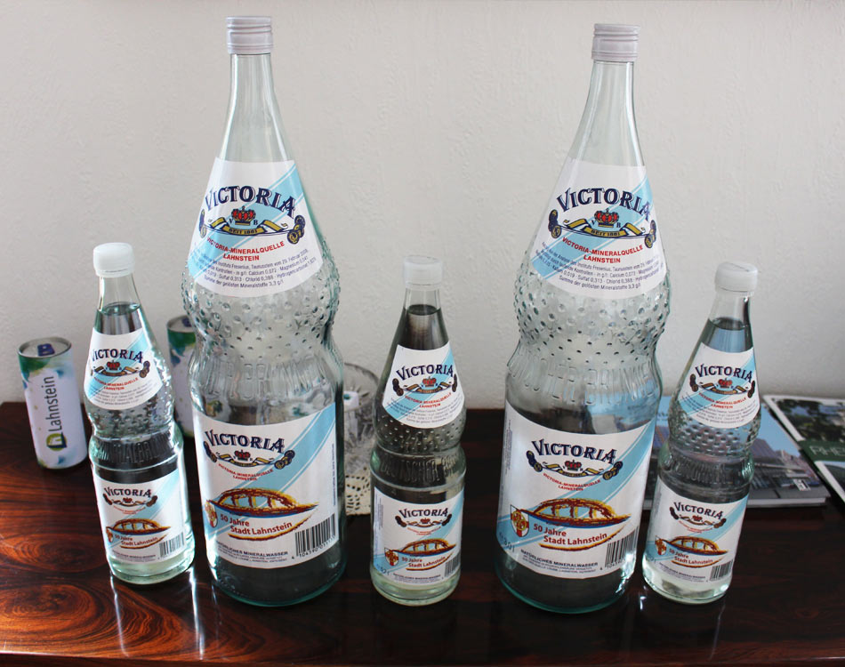 30.000 Jubiläumswasserflaschen anlässlich des 50. Geburtstags der Stadt Lahnstein